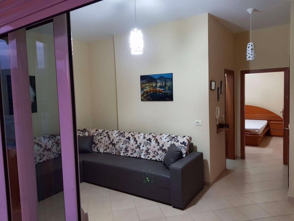 Jon'S Penthouse Leilighet Sarandë Eksteriør bilde